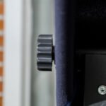 Hollywoodschaukel 3-Sitzer, bis 270 kg belastbar, Schaukelbank mit verstellbarem Sonnendach, Gartenschaukel mit Kissen – Bild 8